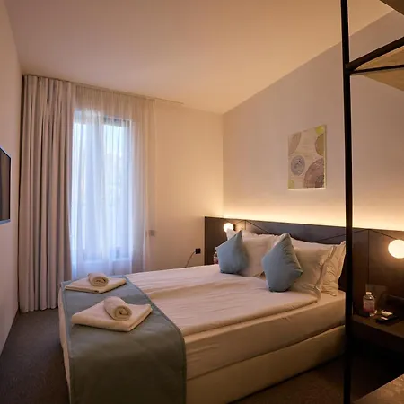 Bizarre Boutique Hotel-3