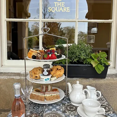 No 6 The Square Tearooms & Accommodation-2