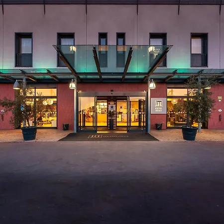 Ih Hotels Milano Gioia-3
