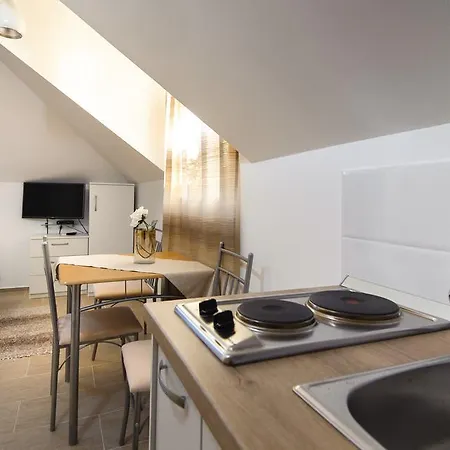 La Perla Luxury Apartments-3