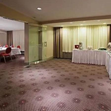 Holiday Inn Toronto Airport East By Ihg-3