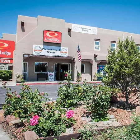 Econo Lodge Albuquerque Old Town-3