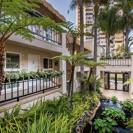 Beverly Hills Plaza Hotel & Spa-3