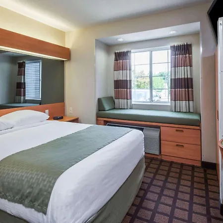 Microtel Inn & Suites By Wyndham Uncasville Casino Area-2
