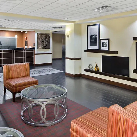 Hampton Inn Hinesville-3