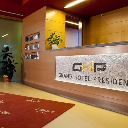 Grand Hotel President-3