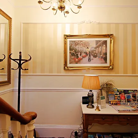 The Daylesford Guest House (Adults Only)-3