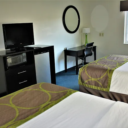 Emmetsburg Hotel & Suites-3