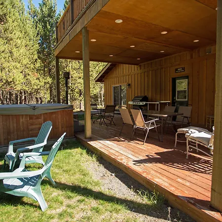 Diamondstone Guest Lodges-2