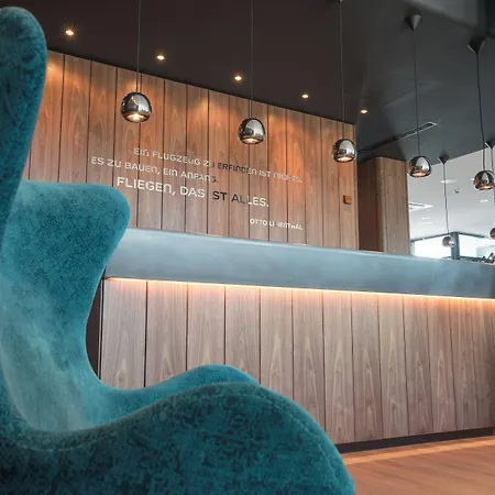 Motel One Hamburg Airport-2