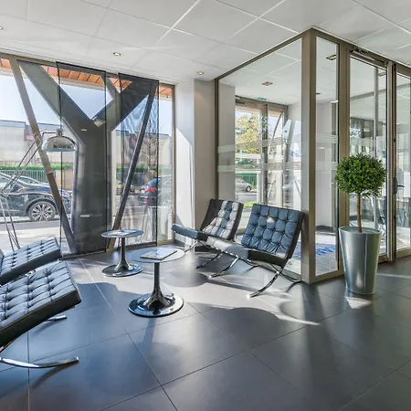 Lagrange Aparthotel Lyon Lumiere-2