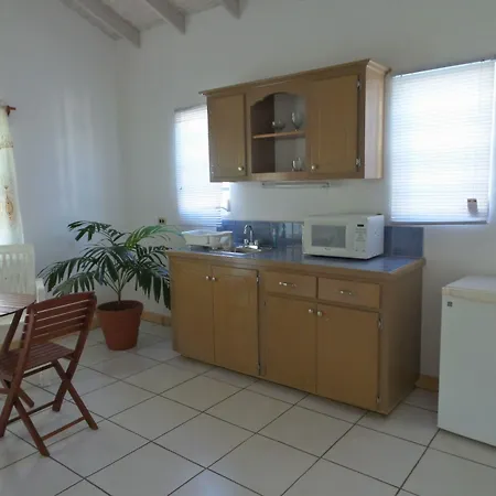 Coco Rose Guesthouse-3