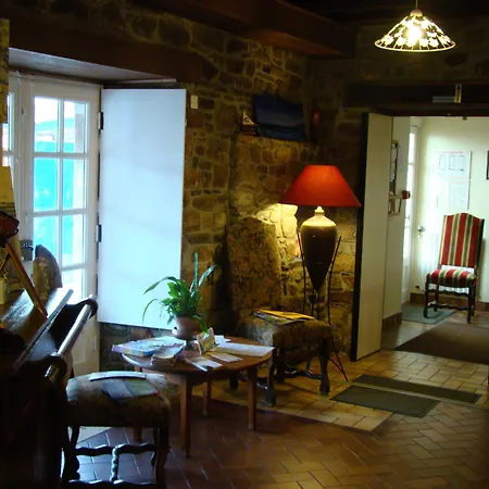 Hotel Du Tertre-3