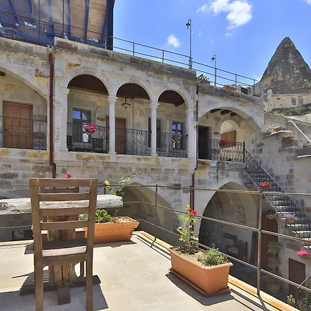 Aren Cave Hotel And Art Gallery-2
