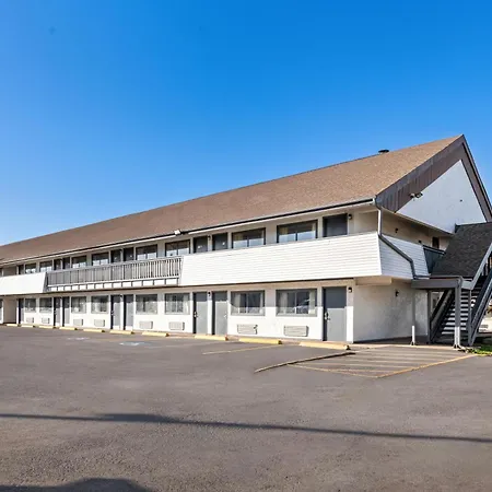 Americas Best Value Inn Kansas City East - Independence-3