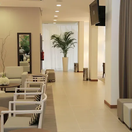 Fly Hotel-2