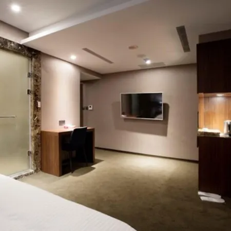 Noble Hotel-2
