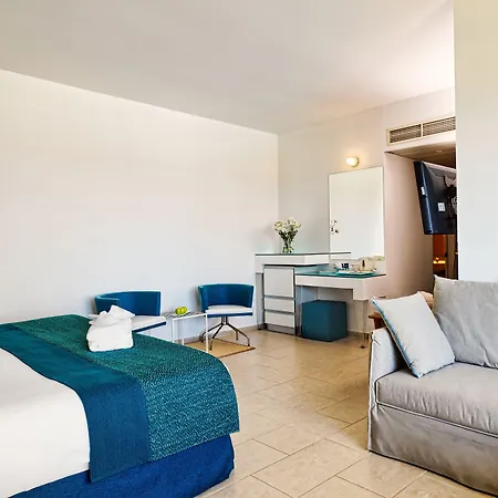 Leonardo Cypria Bay-2