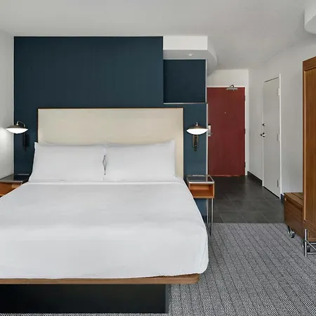 Courtyard By Marriott Kansas City Shawnee-2