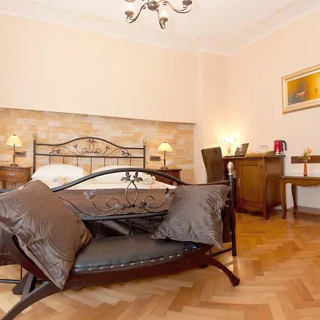 Unique Luxury Rooms-3