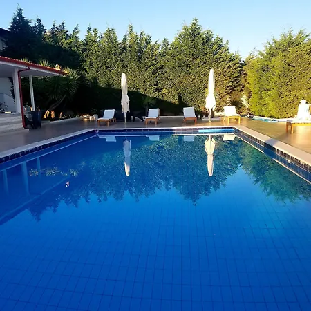 Hotel Relax Dhermi-2