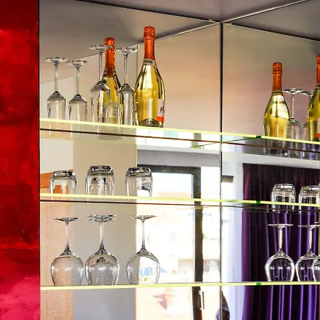 Horizon Luxury Suites & Design Rooms-2