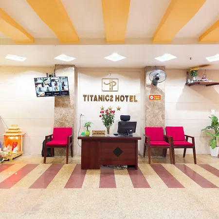 Titanic 2 Hotel-2