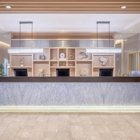 Four Points By Sheraton Jeddah Corniche-2