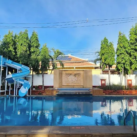 Safari Riviera Resort-3
