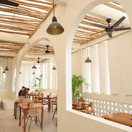 Social Hub By Twospaces-2