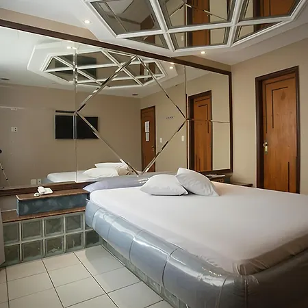 Motel Caricia (Adults Only)-3