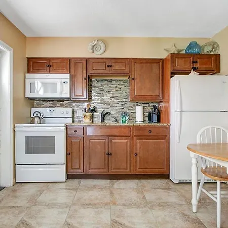 Five Palms Vacation Rentals- Daily - Weekly - Monthly-2