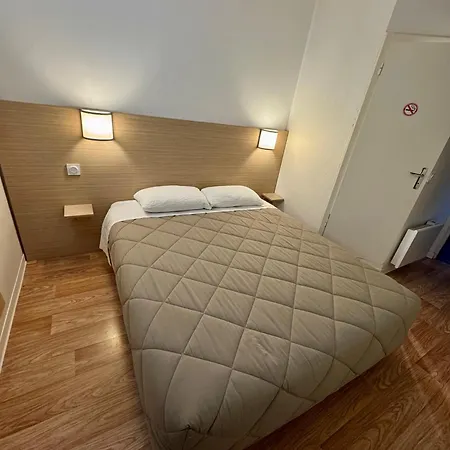 Première Classe Rennes sud Est-2