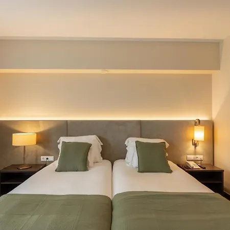 Hotel Premium Porto Maia-3