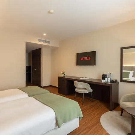 Hotel Premium Porto Maia-2