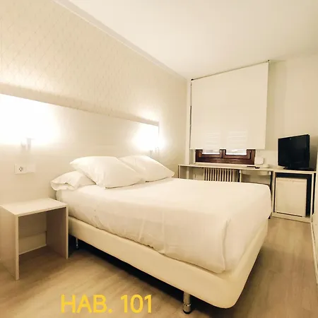 Hostal Vista Alegre-3