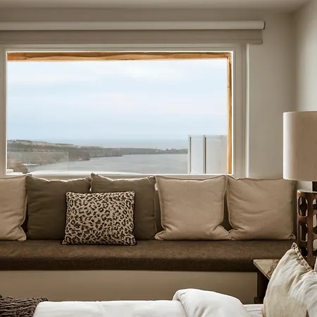 Aqua Luxury Suites by NOMÉE Hospitality Group-3