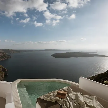 Aqua Luxury Suites by NOMÉE Hospitality Group-2