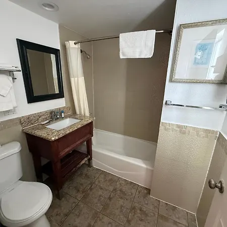Bayshore Inn Ventura-2
