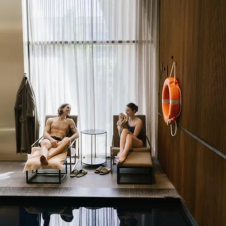 Mana Sleep & Spa-3