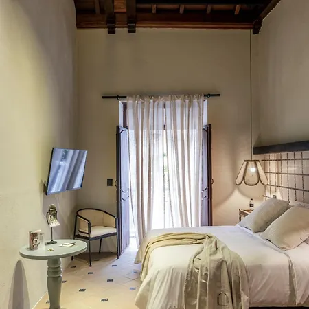 Privado Designer Boutique Hotel-3