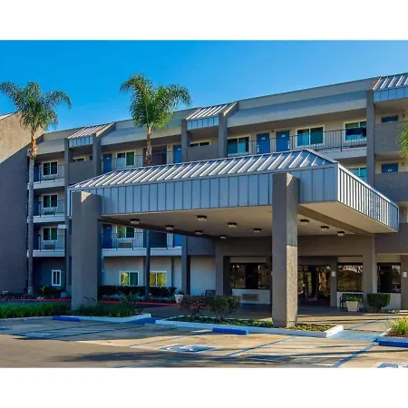 Motel 6-Anaheim, Ca - Maingate-3