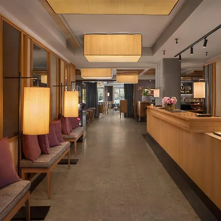 Louis Hotel-3