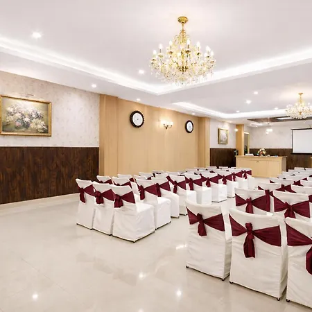 Skylark Hotel By Gabrian Hotels-3