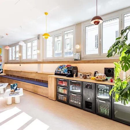 Ibis Styles Marseille Centre Prado Place Castellane-3