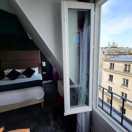 Accueil Hotel Paris Pigalle Montmartre - Hotel Renove-3