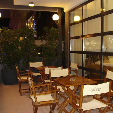 Hotel Garni' Alaska-3