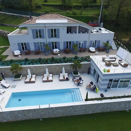 Zeno Suites-2