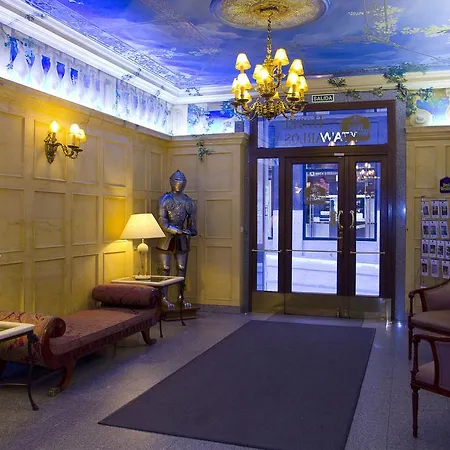 Hotel Carlos V-2