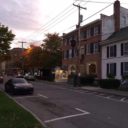 The Tunnicliff Inn-2